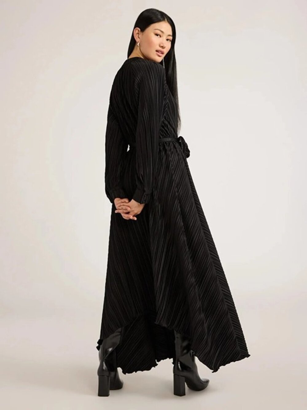 Scoop Black Pleated Maxi Dress Women's M 8-10 Long Sleeve Belted Scoop Dress - Picture 6 of 16